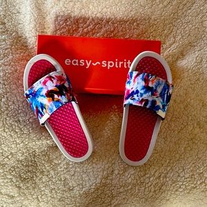 Easy Spirit travelcomfy2 summer sandals/slides. Size 9